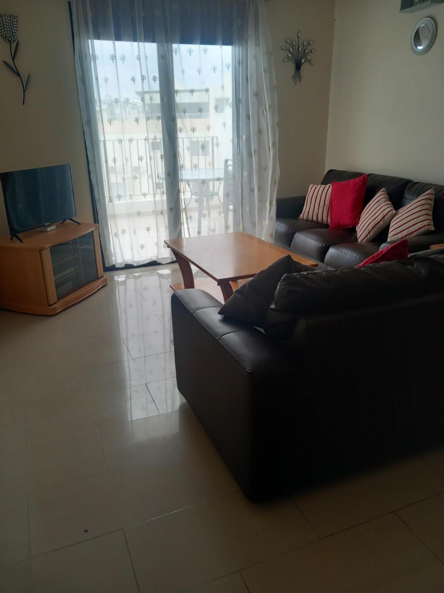 Barlee'S Apartment Paralimni Esterno foto